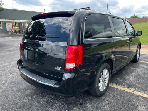 Black 2019 Dodge Grand Caravan SXT