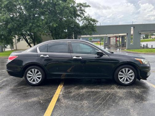 Black 2011 Honda Accord EX-L