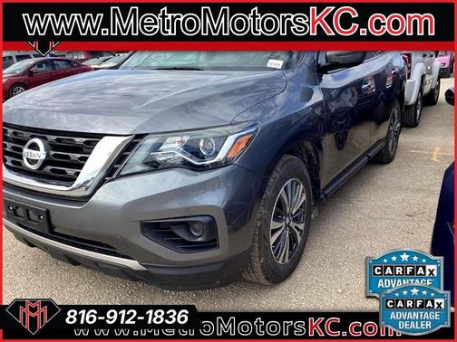 2017 Nissan Pathfinder S