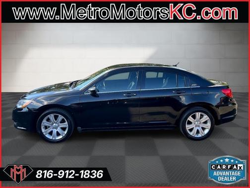 2013 Chrysler 200 Touring