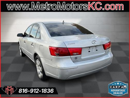 2010 Hyundai SONATA GLS