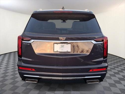 2025 Cadillac XT6 Premium Luxury FWD