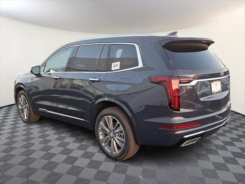 2025 Cadillac XT6 Premium Luxury FWD