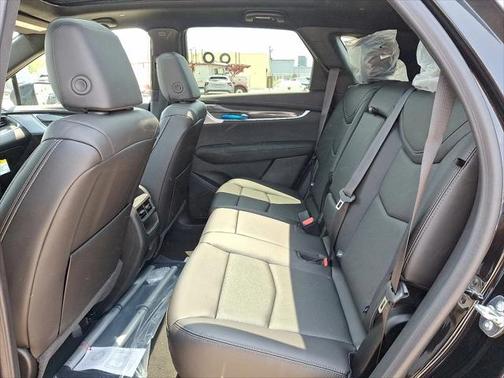2025 Cadillac XT5 Sport
