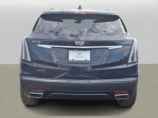 2025 Cadillac XT5 Sport