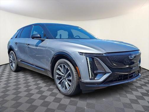 2025 Cadillac LYRIQ Sport w/1SJ