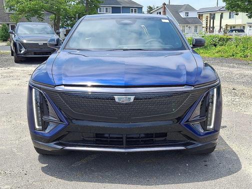 2025 Cadillac LYRIQ Sport