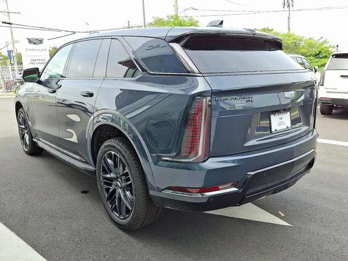 2025 Cadillac Escalade IQ Sport 1