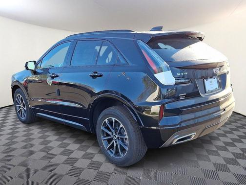 2025 Cadillac XT4 Sport