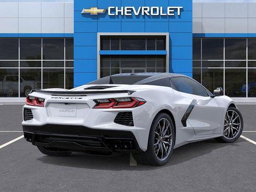 2026 Chevrolet Corvette Stingray w/2LT