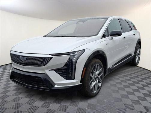 2025 Cadillac OPTIQ Luxury 1 AWD