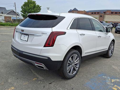 2025 Cadillac XT5 Premium Luxury