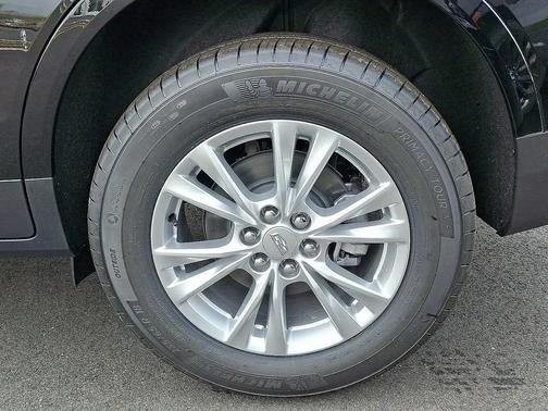 2025 Cadillac XT5 Luxury