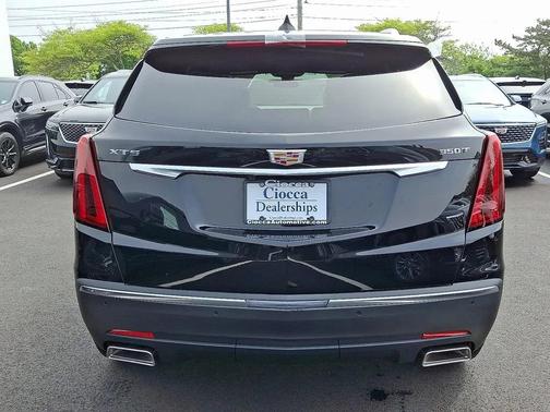 2025 Cadillac XT5 Luxury