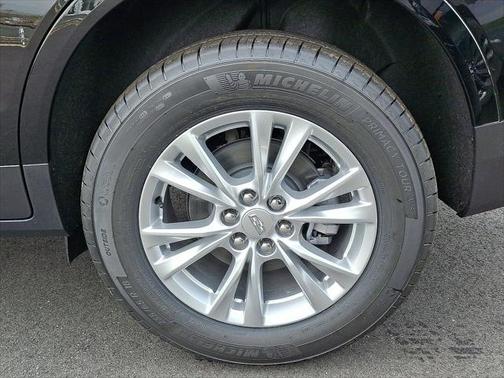 2025 Cadillac XT5 Luxury