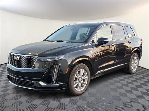 2025 Cadillac XT6 Luxury FWD