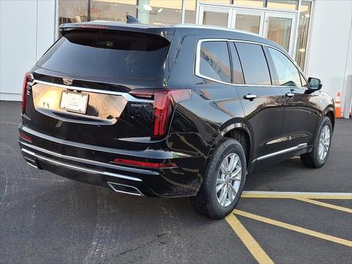 2025 Cadillac XT6 Luxury FWD