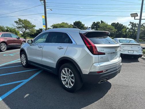 2022 Cadillac XT4 Luxury