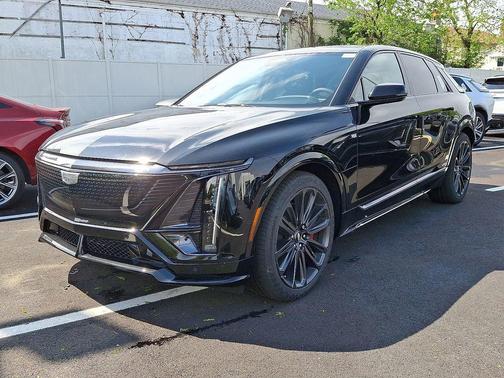 2026 Cadillac LYRIQ V Premium