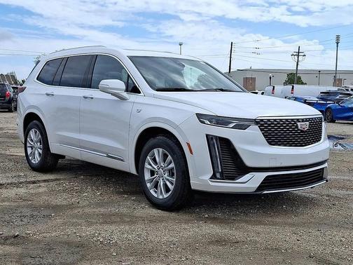 2025 Cadillac XT6 Luxury FWD