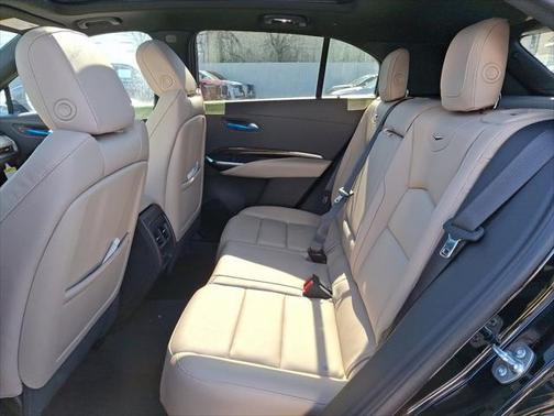 2025 Cadillac XT4 Premium Luxury