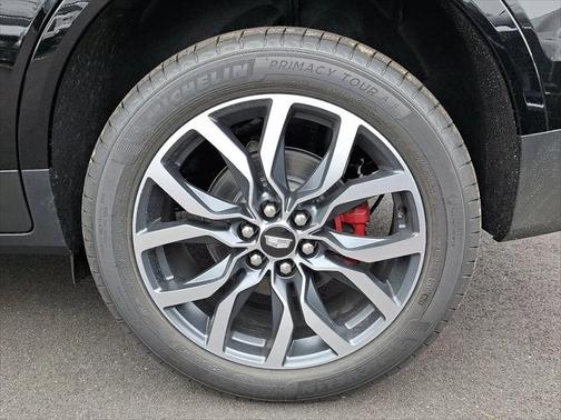 2025 Cadillac XT5 Sport