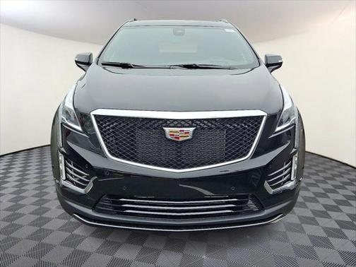 2025 Cadillac XT5 Sport