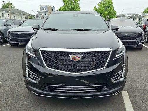 2025 Cadillac XT5 Sport