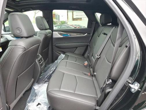 2025 Cadillac XT5 Sport