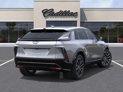 2025 Cadillac LYRIQ Sport
