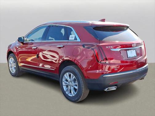 2025 Cadillac XT5 Luxury