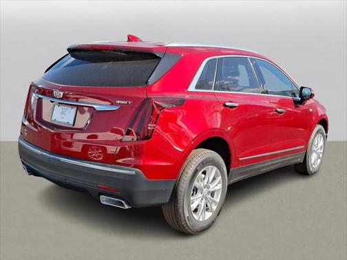 2025 Cadillac XT5 Luxury