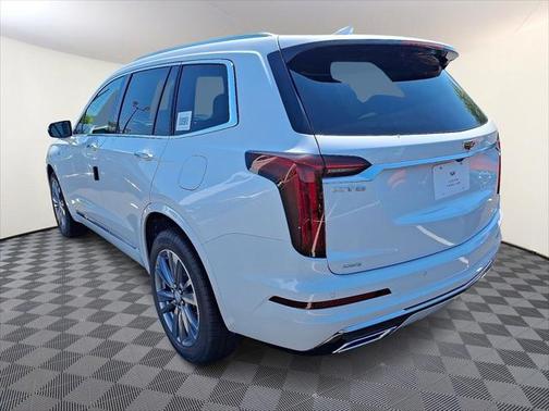 2025 Cadillac XT6 Premium Luxury AWD