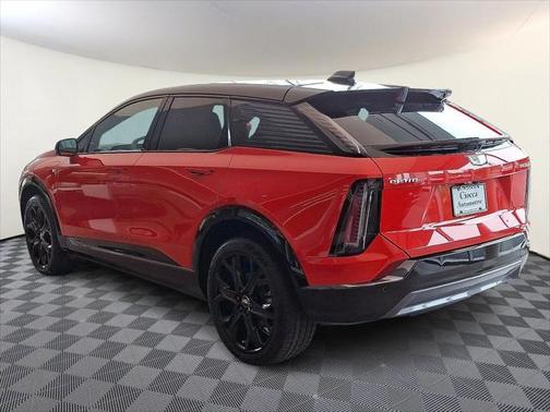 2025 Cadillac OPTIQ Sport 2 AWD
