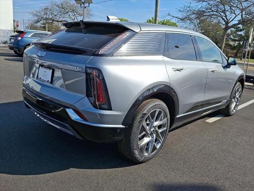 2025 Cadillac OPTIQ Luxury