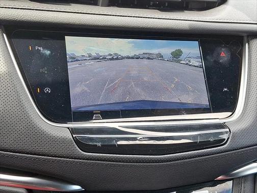 2025 Cadillac XT6 Luxury FWD