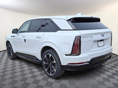 2025 Cadillac Escalade IQ Sport 2
