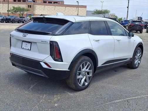 2025 Cadillac OPTIQ Luxury 1 AWD