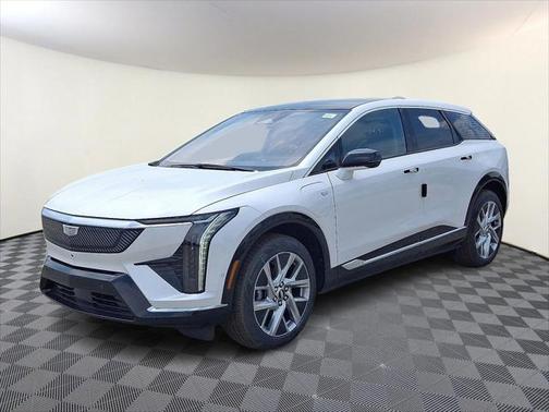 2025 Cadillac OPTIQ Luxury 1 AWD