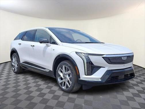 2025 Cadillac OPTIQ Luxury 1 AWD