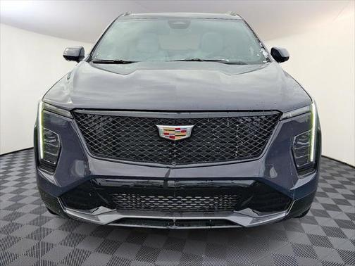 2025 Cadillac XT4 Sport