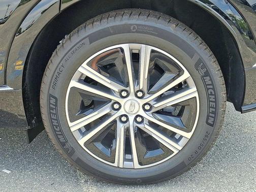 2025 Cadillac LYRIQ Luxury