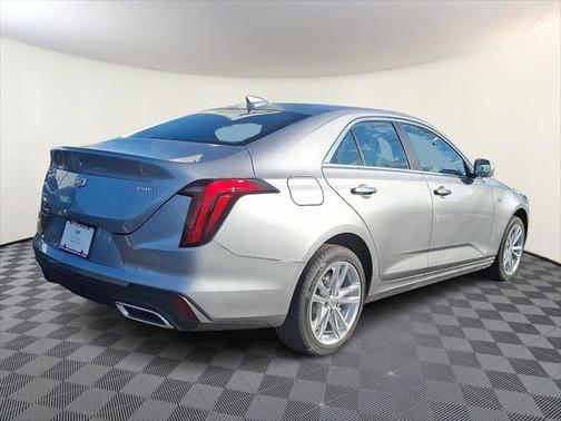 2025 Cadillac CT4 Luxury