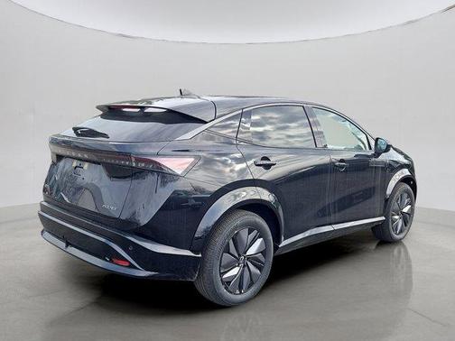 2025 Nissan ARIYA ENGAGE