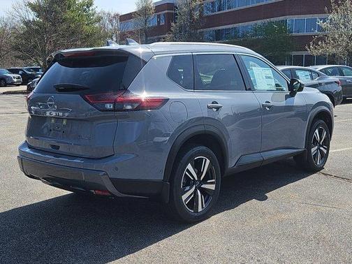 2025 Nissan Rogue SL
