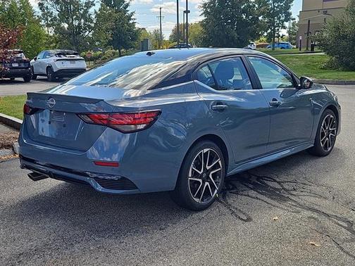 2025 Nissan Sentra SR