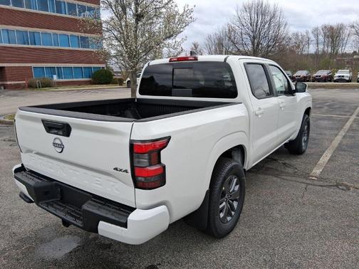 Glacier White 2026 Nissan Frontier SV