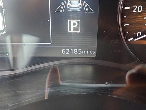 2022 Nissan Kicks SR