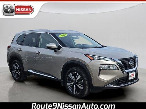 2022 Nissan Rogue SL