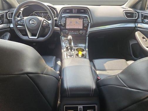 2023 Nissan Maxima SV